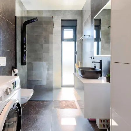 Villa Black&white By Interhome Vodnjan