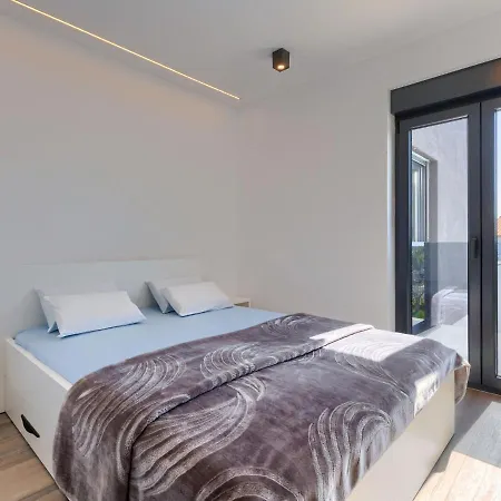 Black&white By Interhome Villa