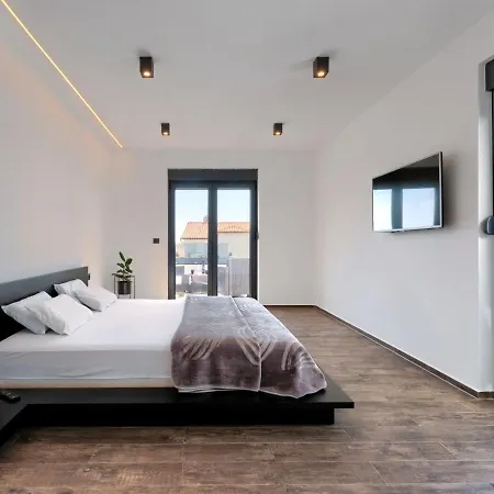 Black&white By Interhome Villa *